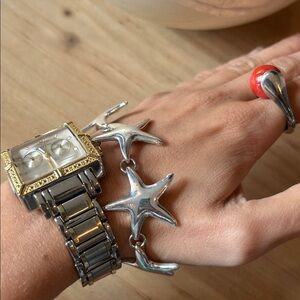 Non Signe Women’s Vintage Silver-Toned Starfish Clasp Bracelet